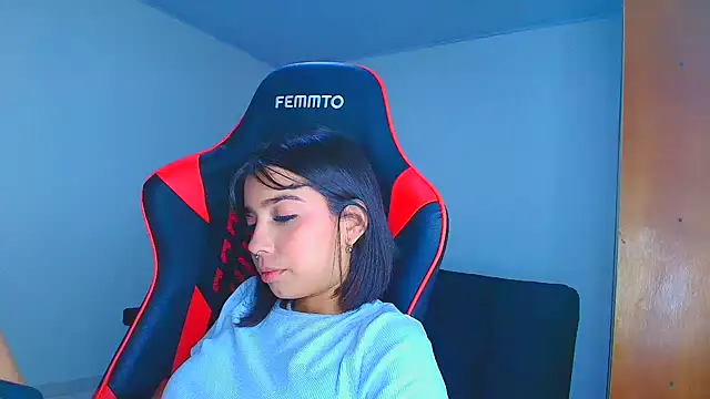 Rousse violett online show from 12, 11, 2025