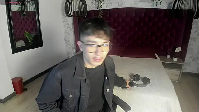 Snapshot of tim__fox chatting on 6, 7, 2026 tim fox online show from 6, 7, 2026