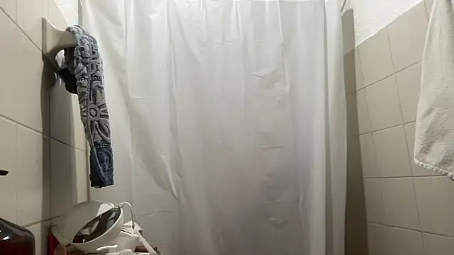 LunaBeya online show from 14, 12, 2025