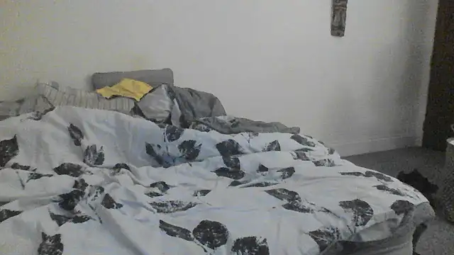 allnaked00 online show from 4, 6, 2026