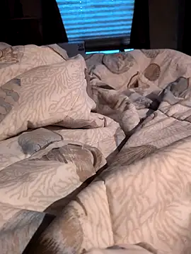 young18dick  online show from 12, 3, 2026