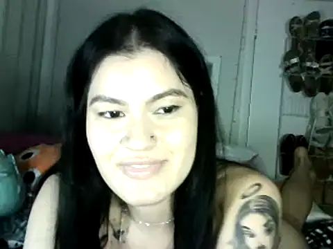 Snapshot of nikkikittyx3 chatting on 4, 3, 2025 nikkikittyx3 online show from 4, 3, 2025