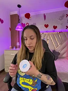 NyxAndria 1 online show from 25, 2, 2026