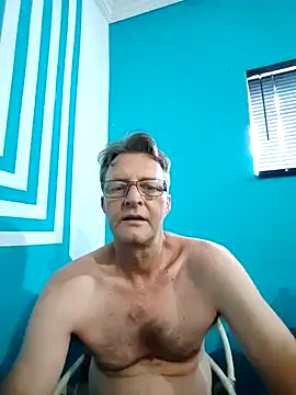 itsmeyes69 online show from 9, 1, 2025