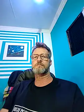 itsmeyes69 online show from 21, 2, 2025