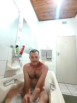 itsmeyes69 online show from 3, 3, 2025