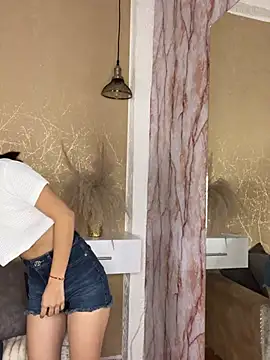 Snapshot of StefanyRousse chatting on 14, 3, 2025 StefanyRousse online show from 14, 3, 2025