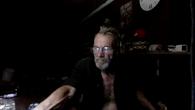 Snapshot of Aldick68 chatting on 28, 4, 2026 Aldick68 online show from 28, 4, 2026