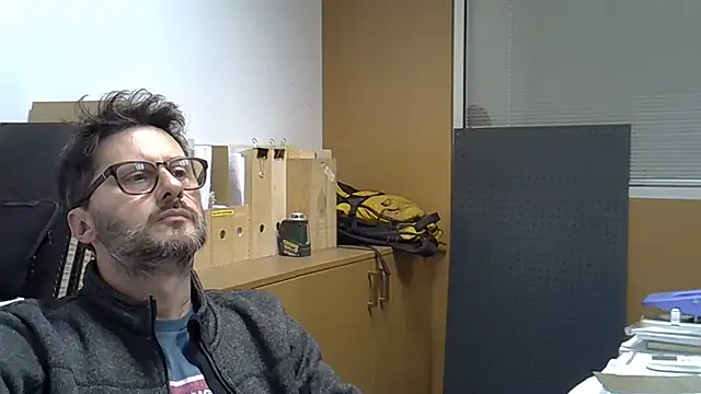 Snapshot of Cellino4 chatting on 17, 3, 2025 Cellino4 online show from 17, 3, 2025