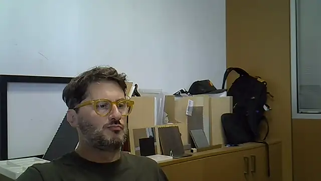 Snapshot of Cellino4 chatting on 13, 9, 2025 Cellino4 online show from 13, 9, 2025