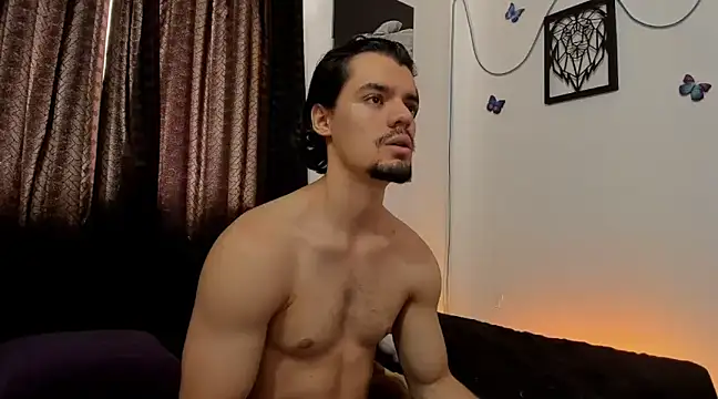 Snapshot of maxi_styles chatting on 9, 1, 2025 maxi styles online show from 9, 1, 2025