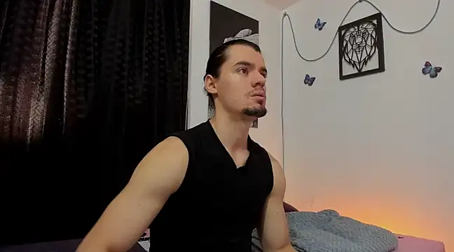 Snapshot of maxi_styles chatting on 13, 2, 2025 maxi styles online show from 13, 2, 2025