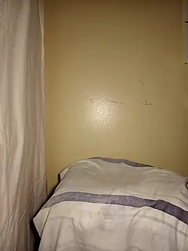 Snapshot of Dube501 chatting on 13, 11, 2025 Dube501 online show from 13, 11, 2025