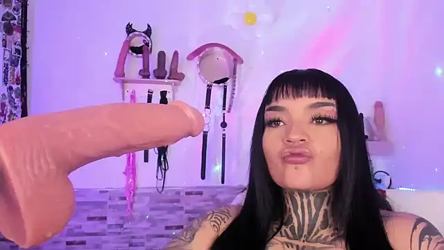 amyswallow7 online show from 11, 2, 2026