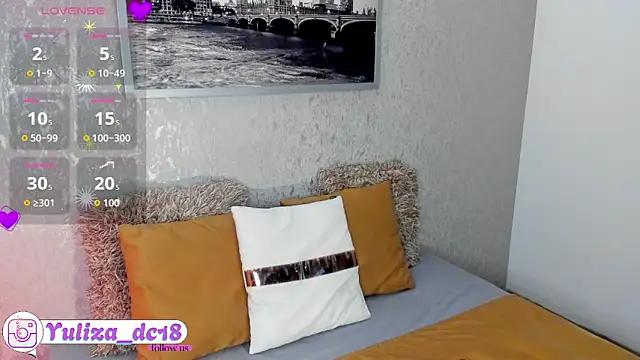 Luxury Woman online show from 16, 12, 2025