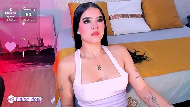 Luxury Woman online show from 12, 2, 2026