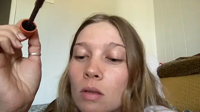 bbgirlfriend online show from 24, 4, 2026