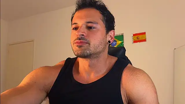 Snapshot of Lucasfit24 chatting on 7, 7, 2026 Lucasfit24 online show from 7, 7, 2026