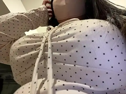 Snapshot of Atashi_Hcup chatting on 5, 3, 2026 Atashi Hcup online show from 5, 3, 2026