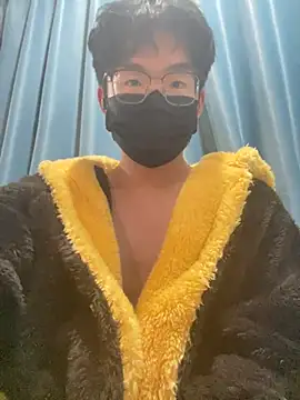 Snapshot of yfx468 chatting on 20, 3, 2025 yfx468 online show from 20, 3, 2025