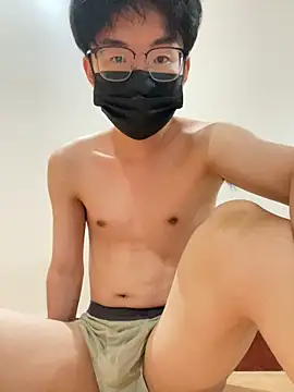 Snapshot of yfx468 chatting on 11, 9, 2025 yfx468 online show from 11, 9, 2025