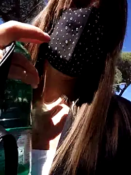 Akemi rossi online show from 6, 10, 2025