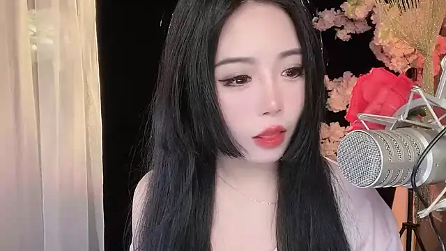 Snapshot of ying-love520 chatting on 4, 2, 2025 ying-love520 online show from 4, 2, 2025