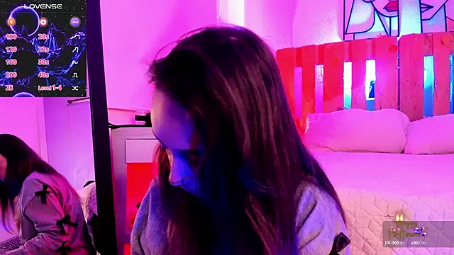 Snapshot of coral_jonesss chatting on 14, 10, 2025 coral jonesss online show from 14, 10, 2025