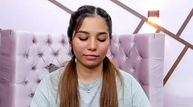 CharlotteGraay online show from 18, 1, 2025