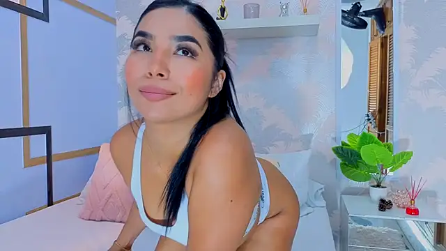 CharlotteGraay online show from 13, 1, 2026