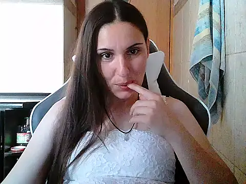 Snapshot of Yuliia30 chatting on 7, 7, 2026 Yuliia30 online show from 7, 7, 2026