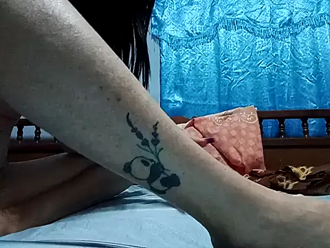 Snapshot of Zuzell_Sweet chatting on 9, 2, 2025 Zuzell Sweet online show from 9, 2, 2025