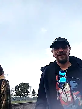 AQuickPhyx online show from 15, 3, 2025