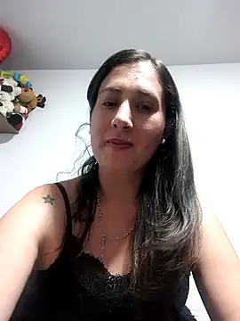 CHARLOTTE 1711 online show from 28, 9, 2025