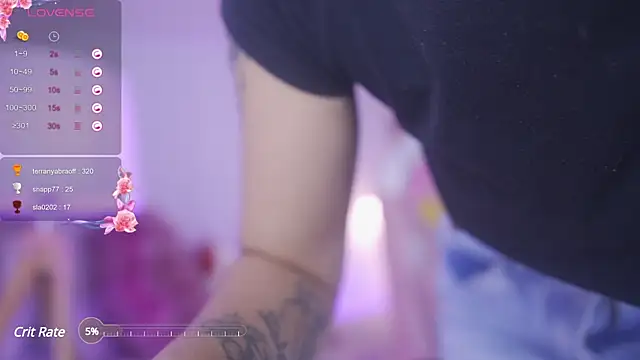 Snapshot of Hade_collinss chatting on 22, 1, 2025 Hade collinss online show from 22, 1, 2025