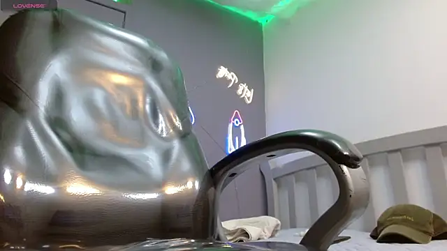 HarolddXL online show from 7, 2, 2025