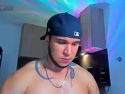 Snapshot of austinoficial chatting on 6, 5, 2026 austinoficial online show from 6, 5, 2026
