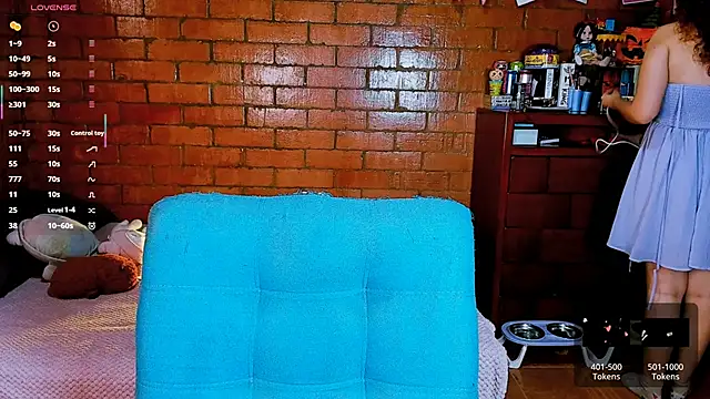 Annycolin  online show from 3, 3, 2026