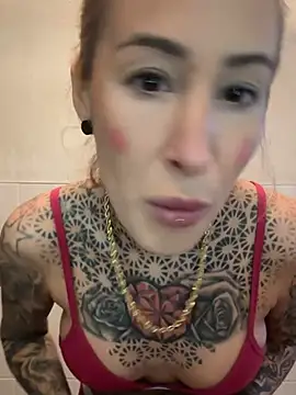 Black sweet Rose online show from 11, 1, 2026