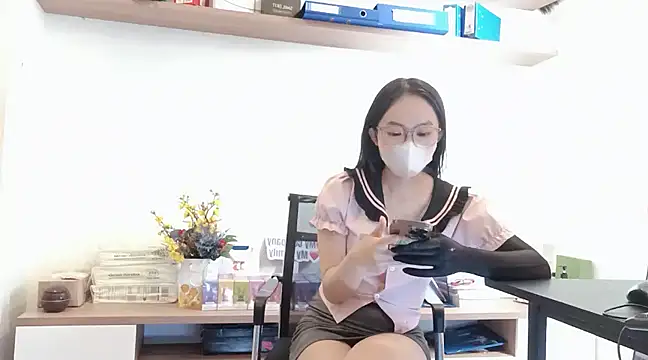 Snapshot of Lush-Office chatting on 16, 2, 2025 Lush-Office online show from 16, 2, 2025