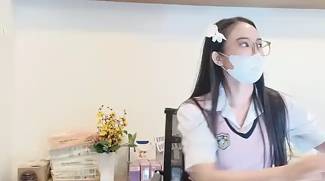 Snapshot of Lush-Office chatting on 12, 3, 2025 Lush-Office online show from 12, 3, 2025