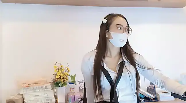 Snapshot of Lush-Office chatting on 22, 3, 2025 Lush-Office online show from 22, 3, 2025