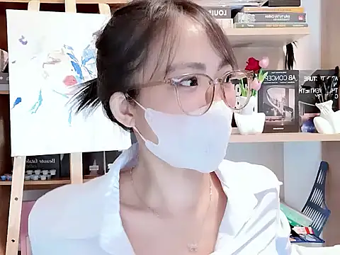 Snapshot of Lush-Office chatting on 20, 9, 2025 Lush-Office online show from 20, 9, 2025