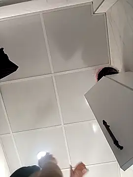 Snapshot of BiYirmi2-20iki chatting on 8, 10, 2025 BiYirmi2-20iki online show from 8, 10, 2025