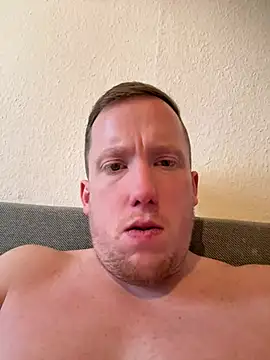 Sklavesucht2025 online show from 27, 1, 2025