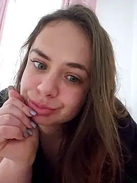 Snapshot of Your___Hope chatting on 13, 2, 2026 Your Hope online show from 13, 2, 2026