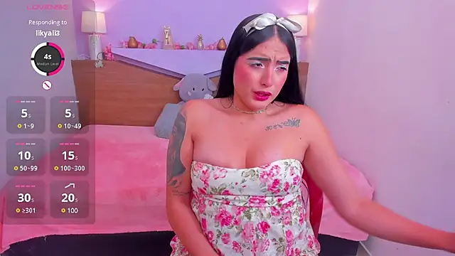 Snapshot of ScarletEmber3 chatting on 9, 3, 2025 ScarletEmber3 online show from 9, 3, 2025