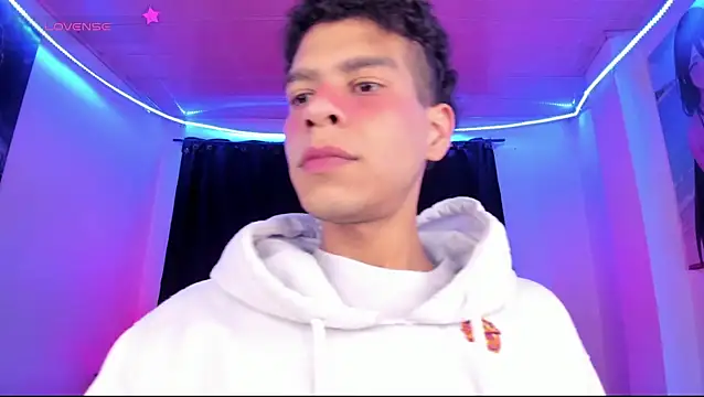 Snapshot of Ethan_Boyy chatting on 10, 6, 2026 Ethan Boyy online show from 10, 6, 2026