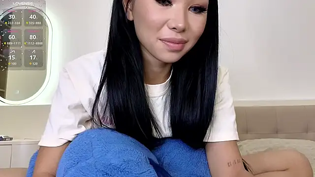 Snapshot of asianqueeny chatting on 11, 5, 2026 asianqueeny online show from 11, 5, 2026