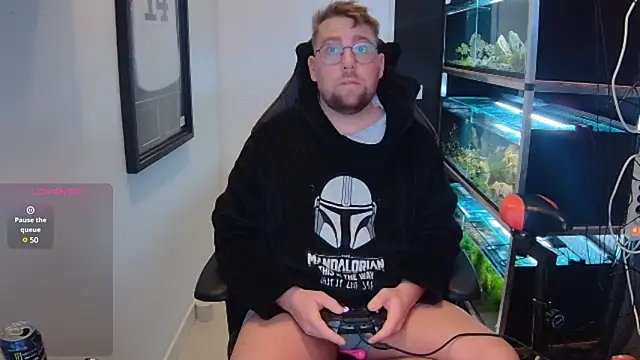 Snapshot of justinitt chatting on 15, 1, 2025 justinitt online show from 15, 1, 2025